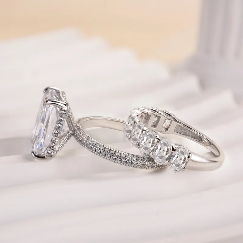 Italian Design Luxurious Elongated Radiant Cut Wedding Ring Set