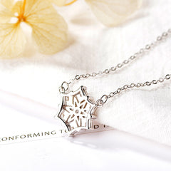 925 sterling silver necklace for women Christmas snowflake clavicle pendant fresh temperament fashion retro