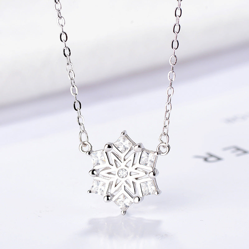 925 sterling silver necklace for women Christmas snowflake clavicle pendant fresh temperament fashion retro