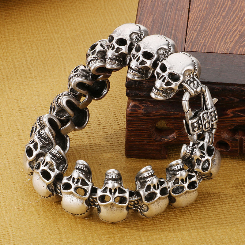 Personalized skull titanium steel bracelet creative stainless steel bracelet