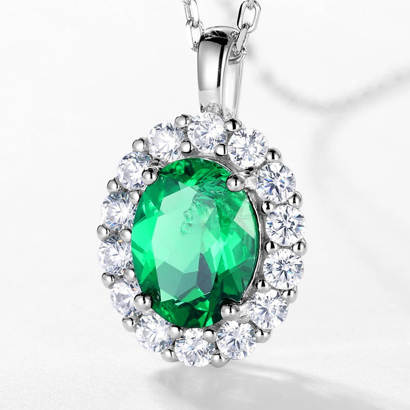 Emerald Green Lotus Pendant Necklace with Diamonds for Ladies Fashion