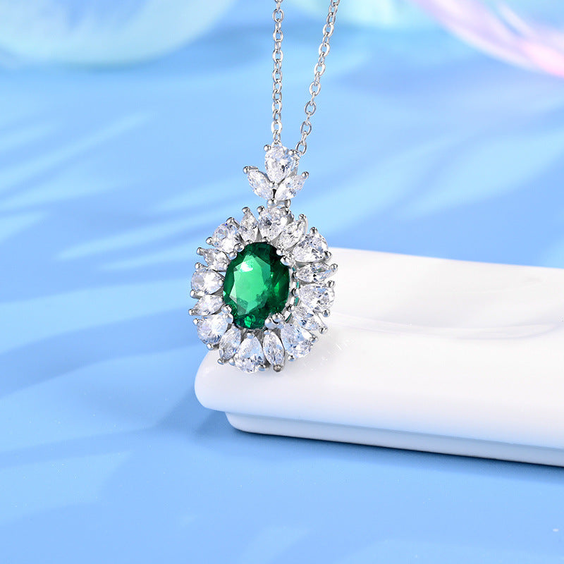 Full diamond all-inclusive vintage emerald collarbone necklace for women