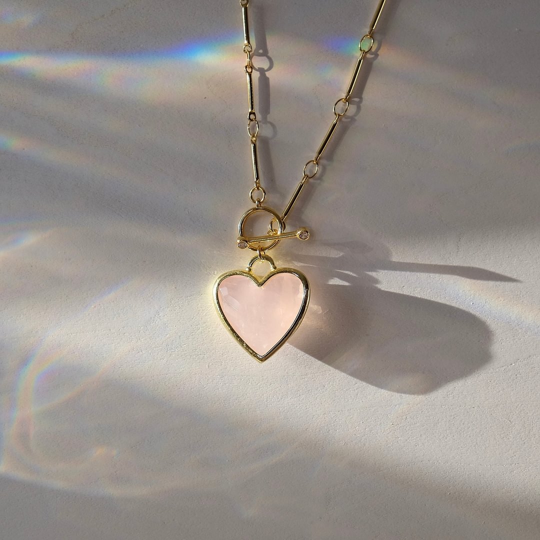 Simple and fashionable crystal heart necklace